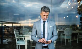 146 nya sårbarheter kommer med en fabriksny Android telefon